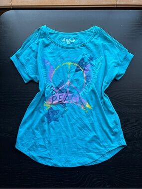 Mudd Teal Cold-Shoulder Peace Sign Graphic Tee Size XL (16)